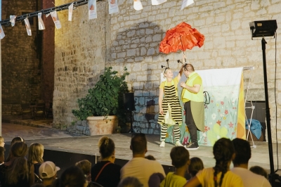Na Bembo Festu u Balama 'Pčelica Maja' razveselila najmlađu kazališnu publiku